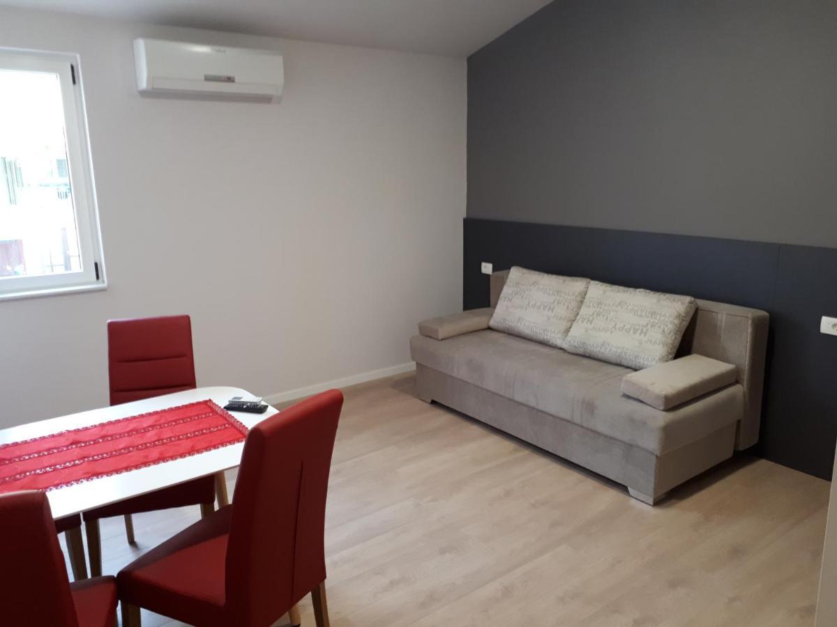 Apartments Sophie Makarska Exterior photo